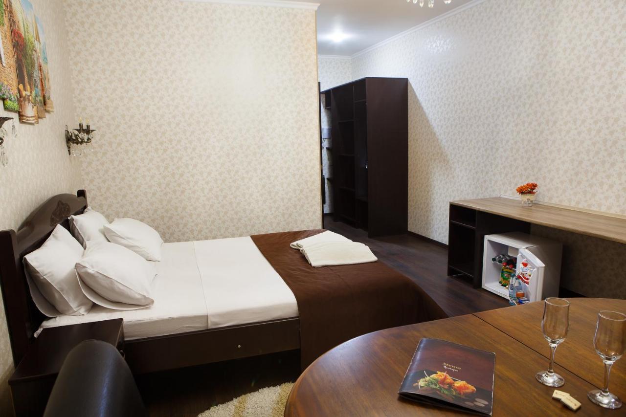 Misteriya Hotel 哈尔科夫 外观 照片